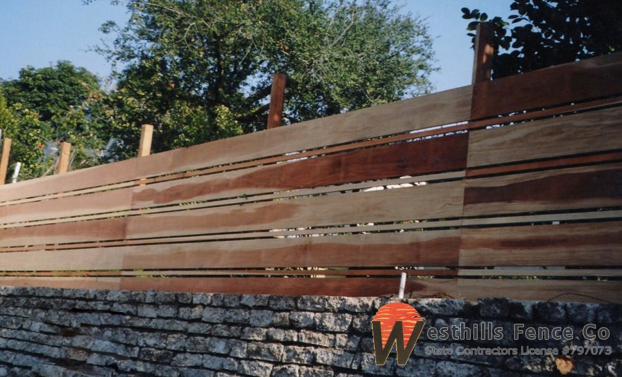 Horizontal custom fence with 1x8 and 1x2 rail