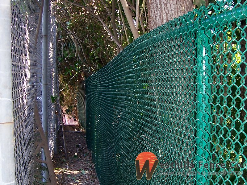 Green 11-4 Mesh vinyl chain-link fence