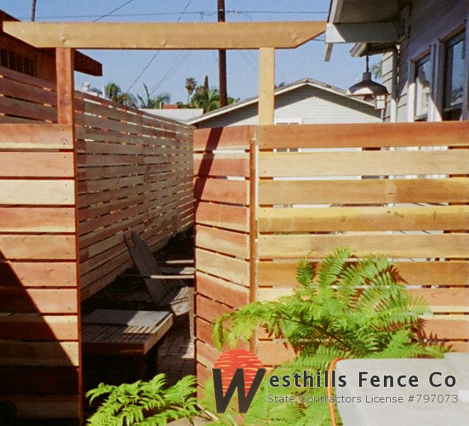 S1S redwood horizontal fence