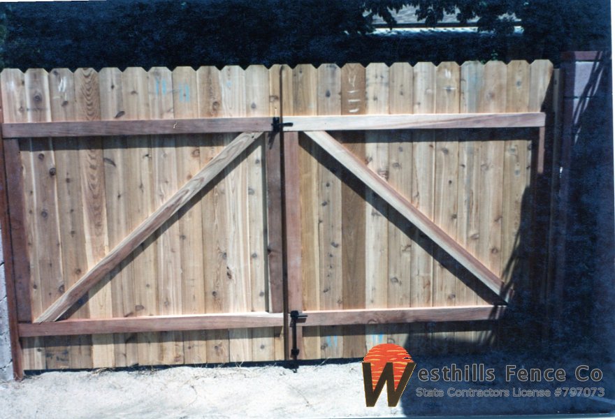 Double gates wood frame