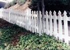 Pointed picket fence (4).jpg